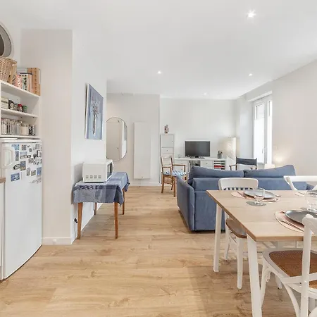 Apartment In With Kitchen Saint-Malo